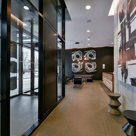 Luxury Skyline Condo In Downtown Free 24/7 Parking Уинипег Екстериор снимка